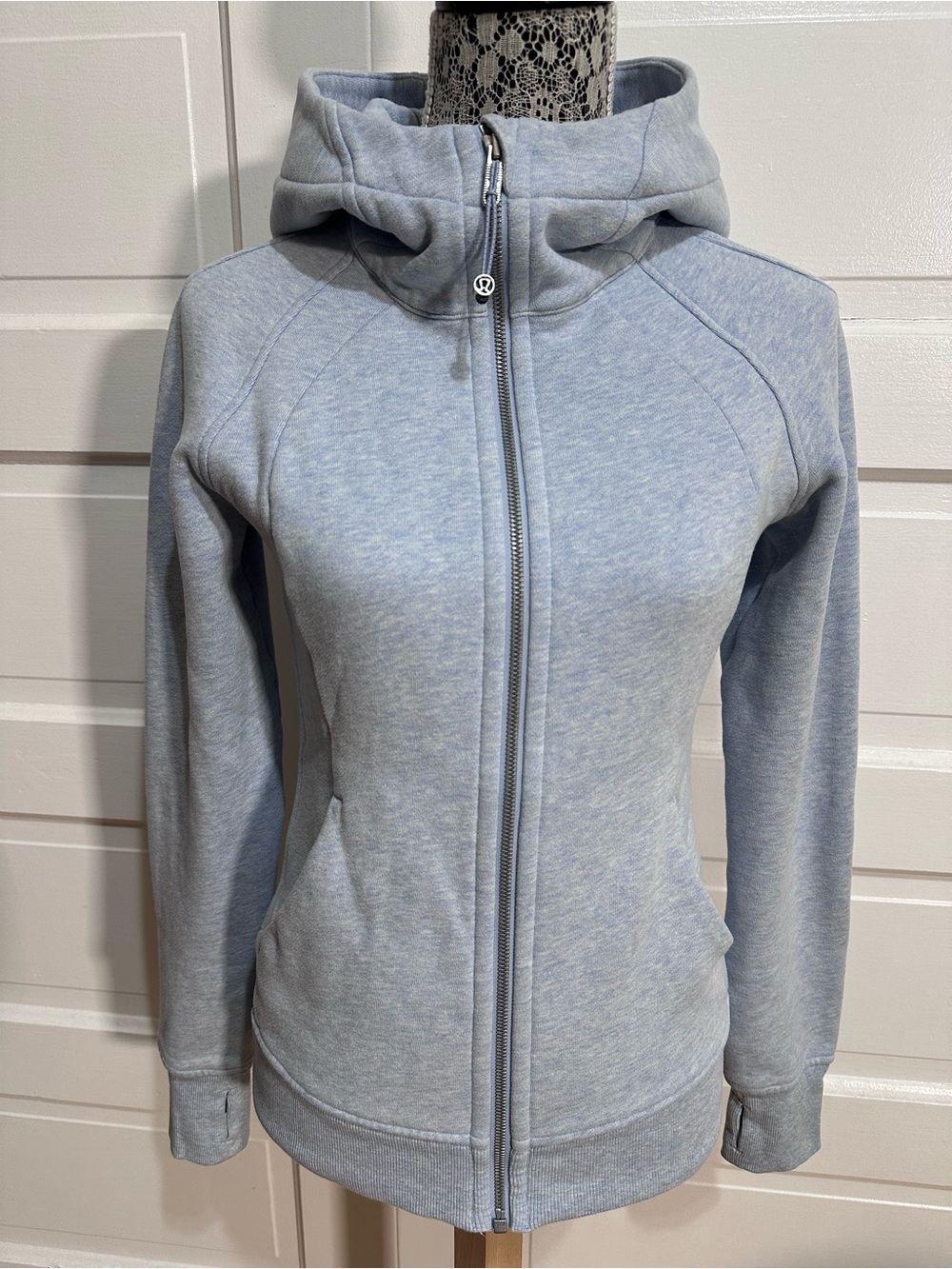 Lululemon Scuba Hoodie Light Cotton Fleece Size 4 Heathered Blue Linen Soft $138